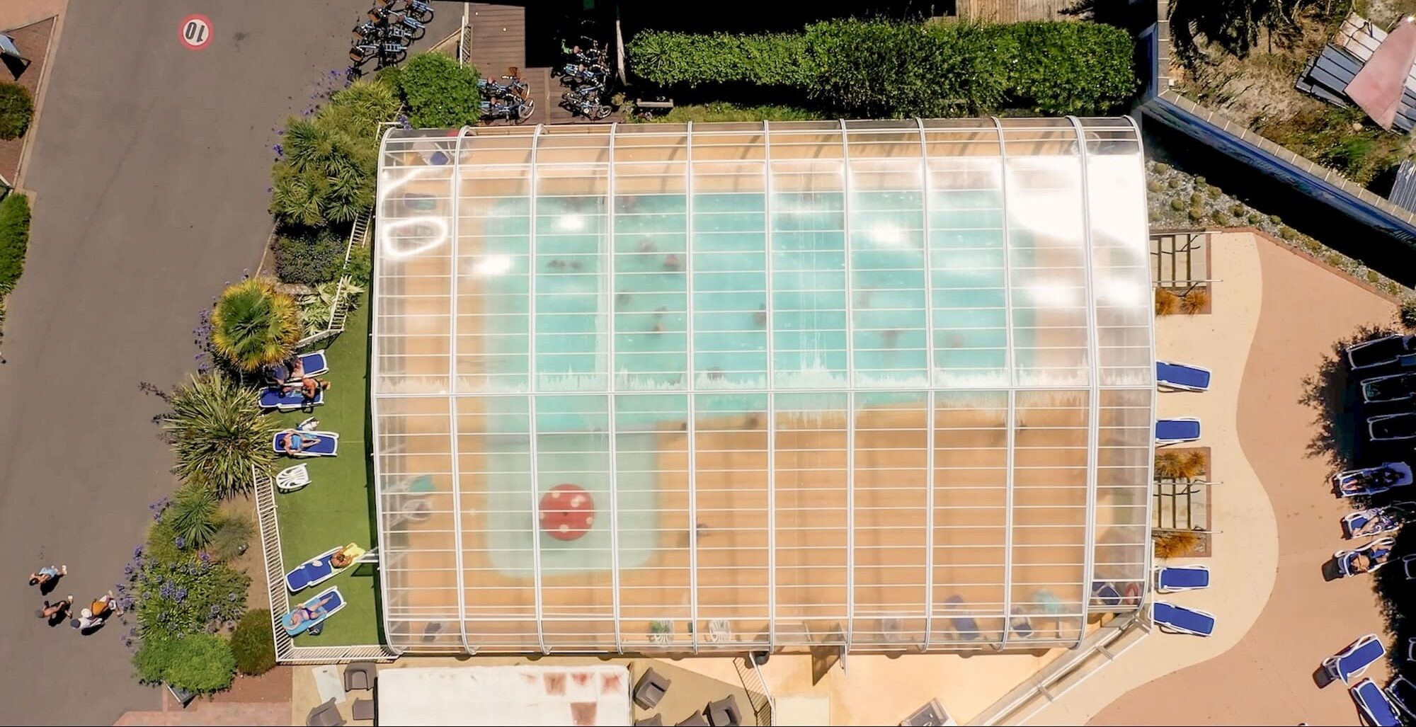 piscine pointe du talud vue du ciel